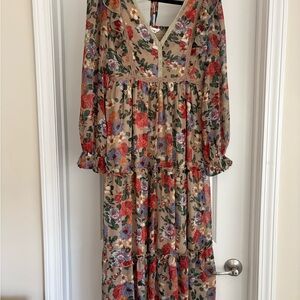 Boutique Floral Long Sleeve Dress